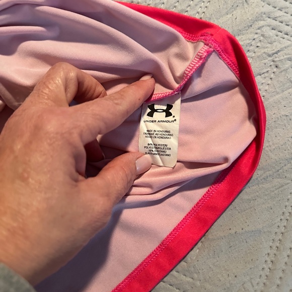 Under Armour Superman Logo Red T-Shirt - Picture 5 of 8